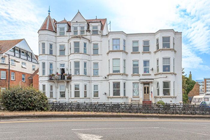 2 Bedroom Flat For Sale In Queens Parade, Cliftonville, Margate, Kent, CT9