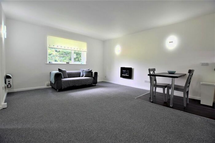 1 Bedroom Flat To Rent In Harwood Court, Harwood Road, Stockport, SK4