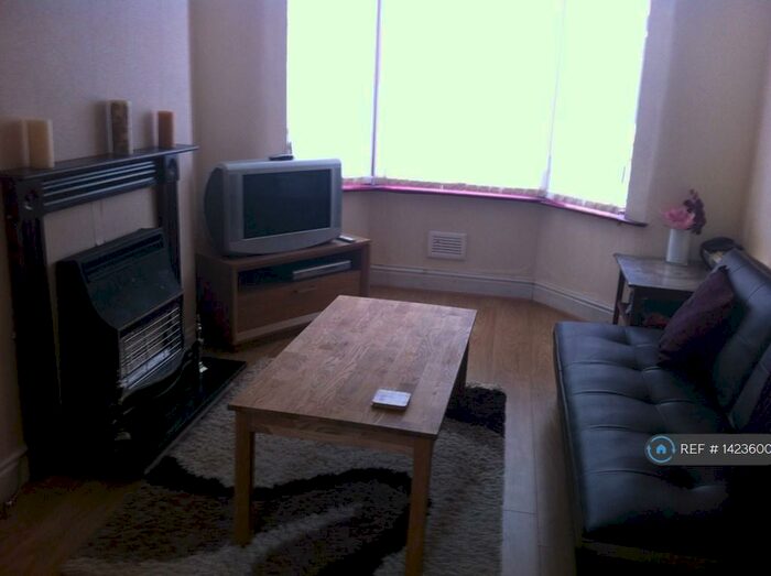 3 Bedroom Terraced House To Rent In Errol Street, Liverpool, L17