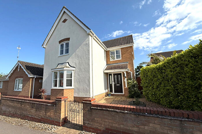 4 Bedroom Detached House For Sale In Bentley Drive, Lowestoft, NR32