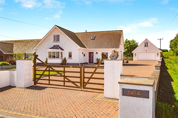 5 Bedroom Detached House For Sale In Bowls Road, Blaenporth, Cardigan, Ceredigion, SA43