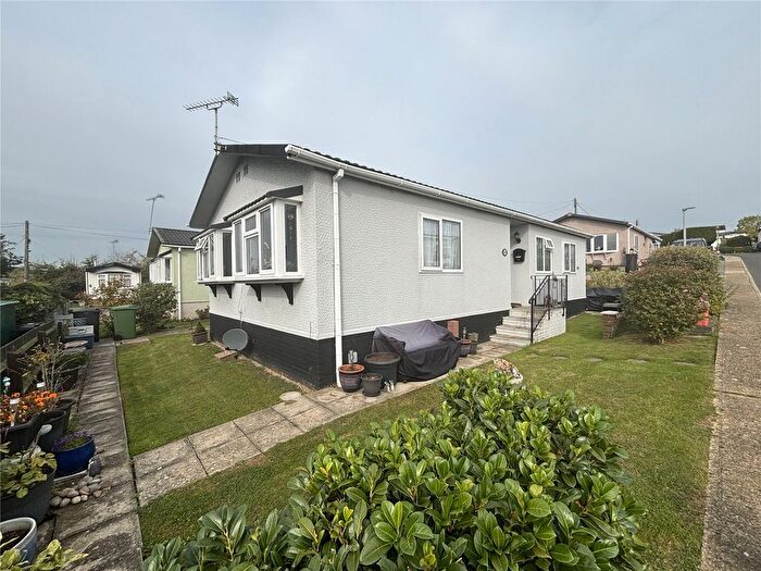 2 Bedroom Property For Sale In Central Avenue, Althorne, Chelmsford, Essex, CM3