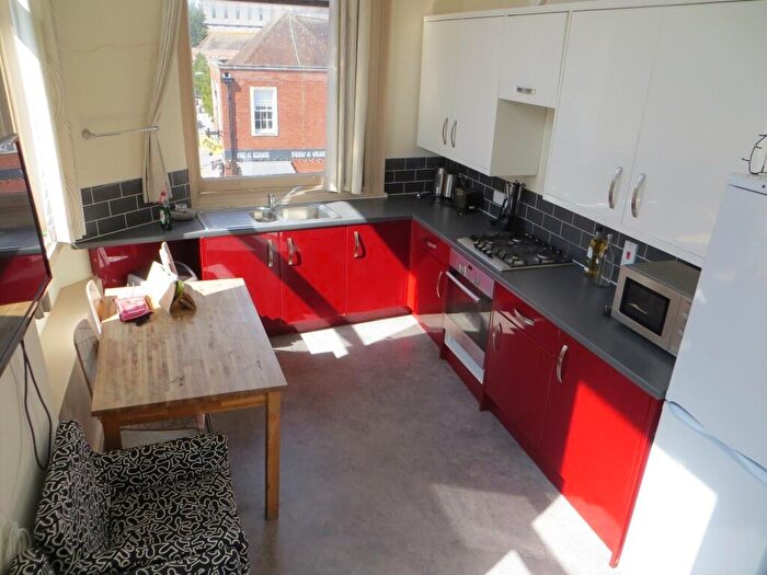 1 Bedroom Flat To Rent In Queen Street, Exeter, EX4