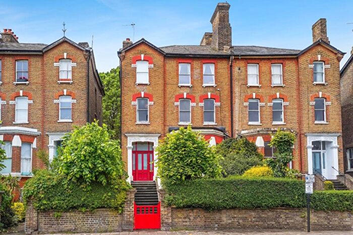 2 Bedroom Apartment For Sale In Dulwich Road, Herne Hill, London, SE24