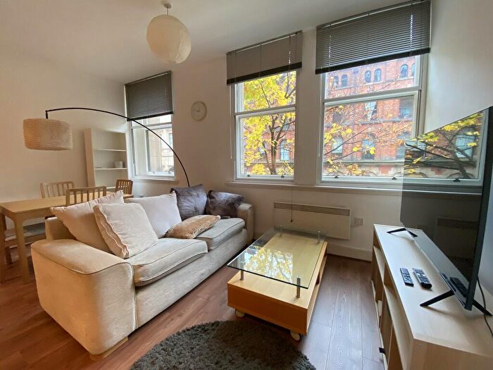 2 Bedroom Apartment To Rent In Princess Street, Manchester, M1