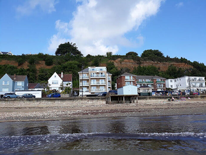 2 Bedroom Apartment To Rent In The Esplanade, Shanklin, PO37