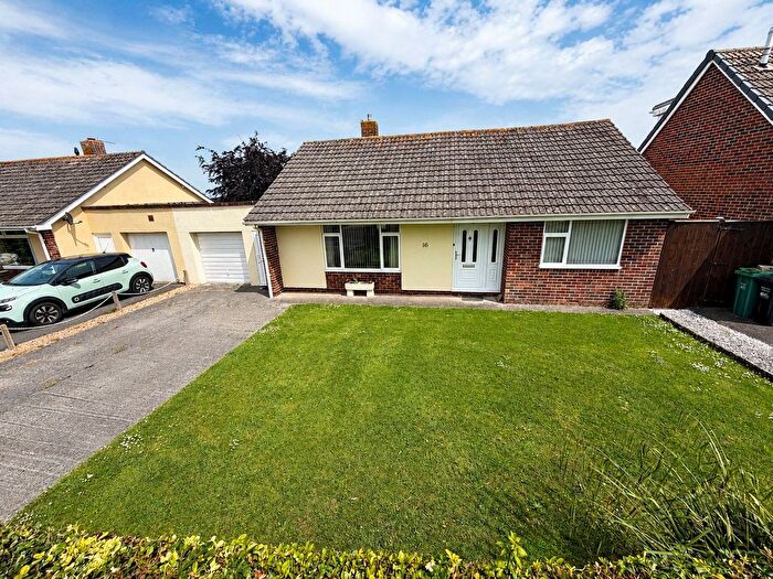 3 Bedroom Detached Bungalow For Sale In Ash Tree Road, Burnham-On-Sea, TA8