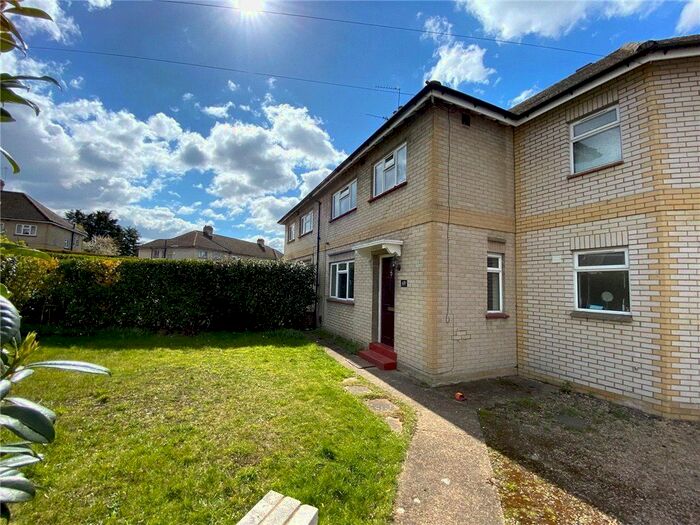 9 Bedroom Semidetached House For Sale In Larchwood Drive, Englefield