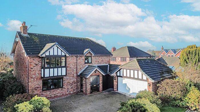 4 Bedroom Detached House For Sale In Thorntree Green, Appleton Thorn, Warrington, WA4