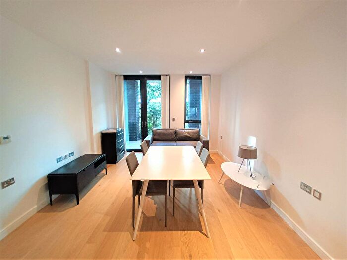1 Bedroom Flat To Rent In Elder House, Quebec Way, SE16