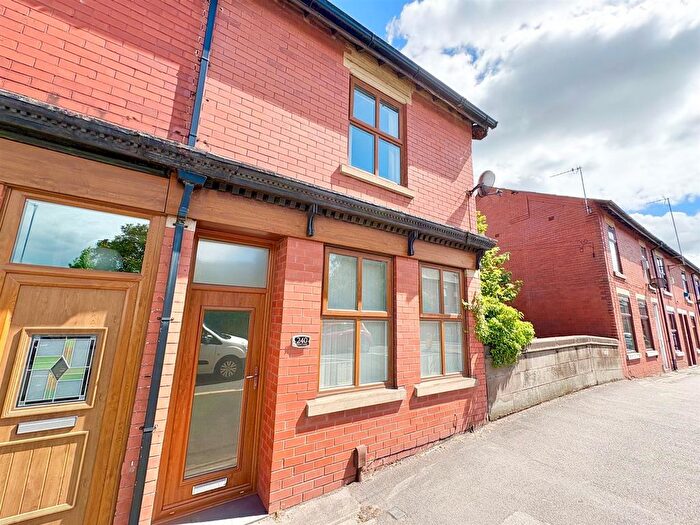 3 Bedroom End Terrace House For Sale In Twist Lane, Leigh, WN7