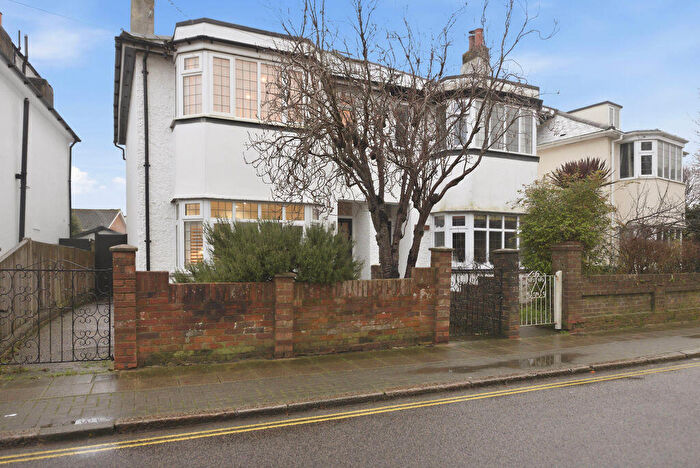 4 Bedroom Semi Detached House For Sale In Queens Crescent, Southsea, PO5