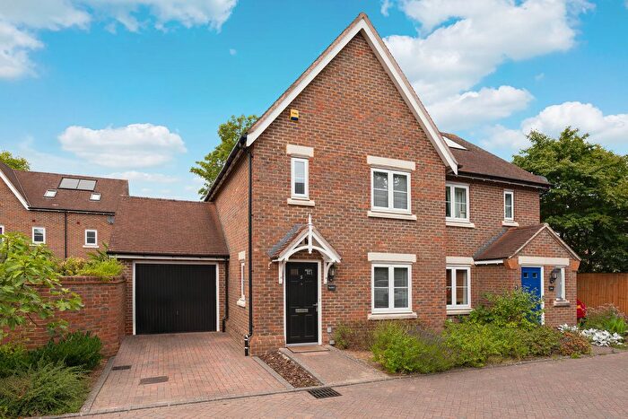3 Bedroom Semi-Detached House To Rent In Harwood Court, Horsham, RH13