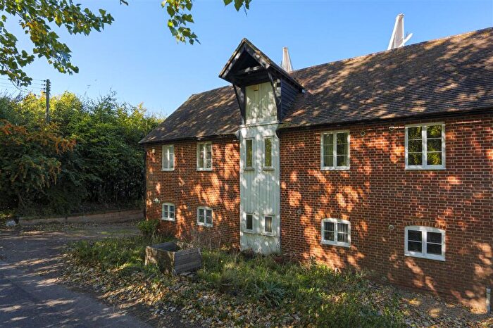 4 Bedroom Semi-Detached House For Sale In Westlea Oast, Bull Lane, Boughton-under-Blean, ME13