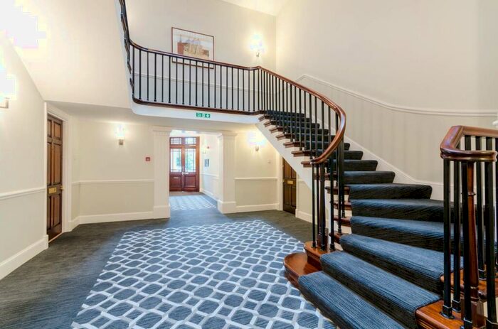 1 Bedroom Flat To Rent In Kingston Hill Place, Kingston, Kingston Upon Thames, KT2