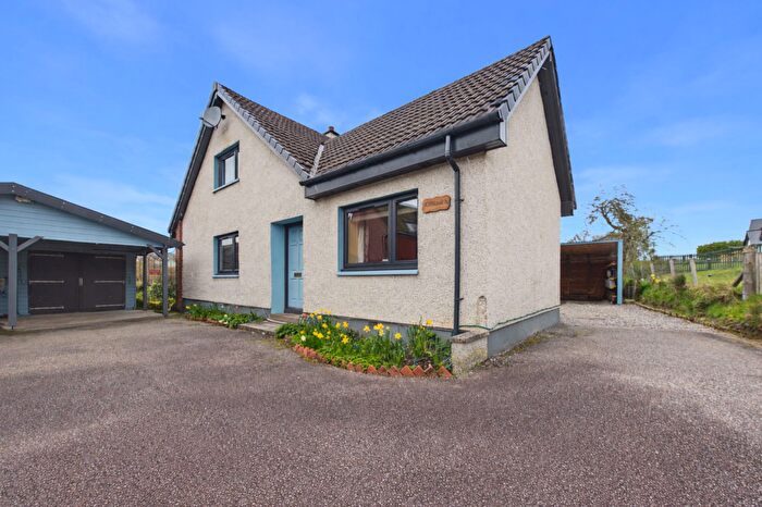 3 Bedroom Detached House For Sale In Windhill, Beauly, IV4