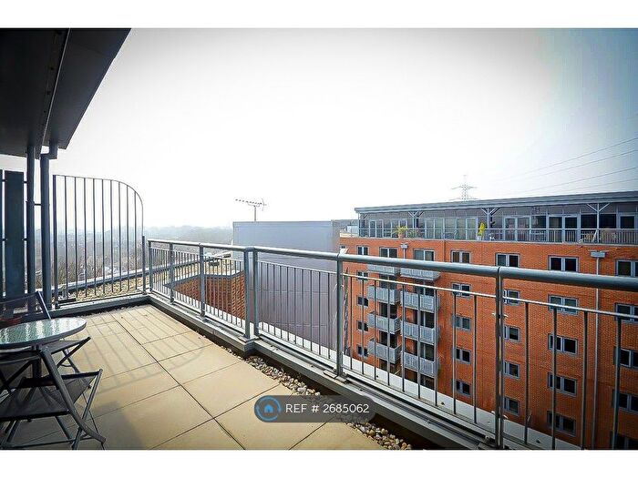 2 Bedroom Flat To Rent In Chapter Way, Colliers Wood, SW19