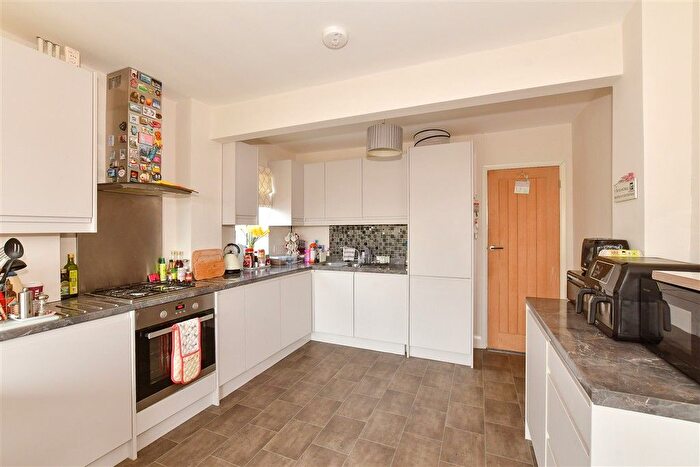 3 Bedroom Detached Bungalow For Sale In Herne Avenue, Herne Bay, Kent, CT6