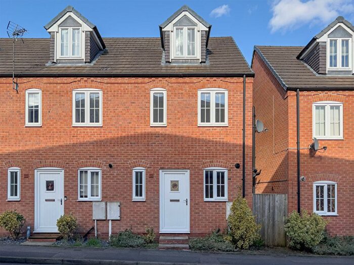 3 Bedroom Town House To Rent In Stoney Street, Sutton In Ashfield, NG17