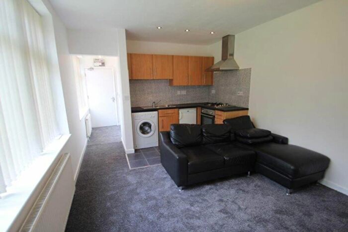 1 Bedroom Flat To Rent In Queens Road, Leicester, LE2