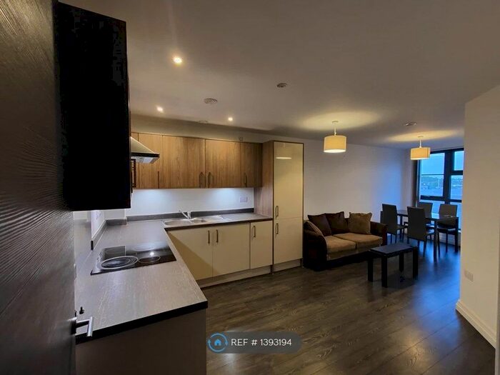 2 Bedroom Flat To Rent In Metalworks Apartments, Birmingham, B18