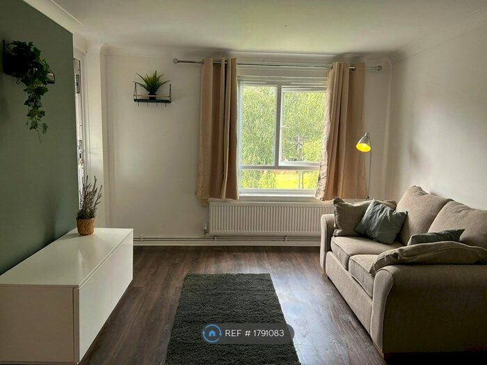 1 Bedroom Flat To Rent In Thamesmead, London, SE28