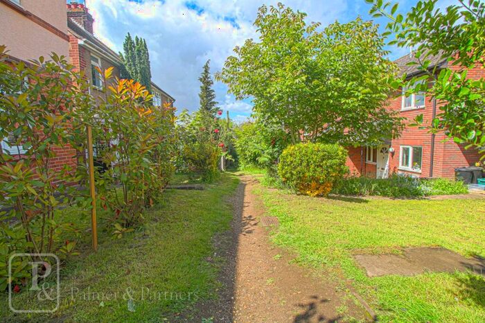 2 Bedroom Terraced House To Rent In St Albans Road, Colchester, Essex, CO3