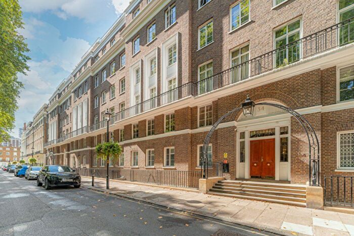 4 Bedroom Flat To Rent In Bryanston Square, London, W1H