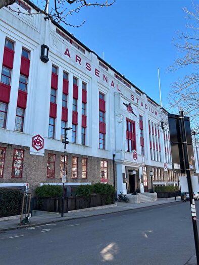 1 Bedroom Property To Rent In Highbury Stadium Square, London, N5