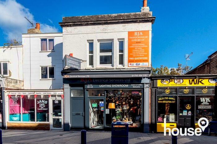 2 Bedroom Flat To Rent In High Street, Sheerness, ME12