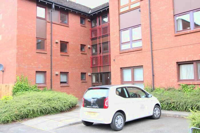 2 Bedroom Flat To Rent In Eastwell Gardens, Lochee, Dundee, DD2