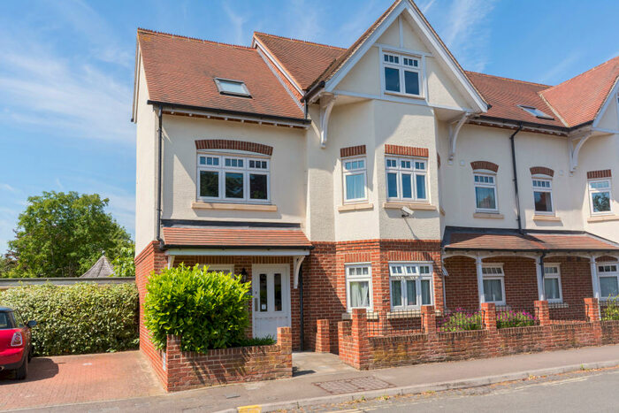 1 Bedroom Apartment To Rent In Kings Cross Road, Summertown, OX2