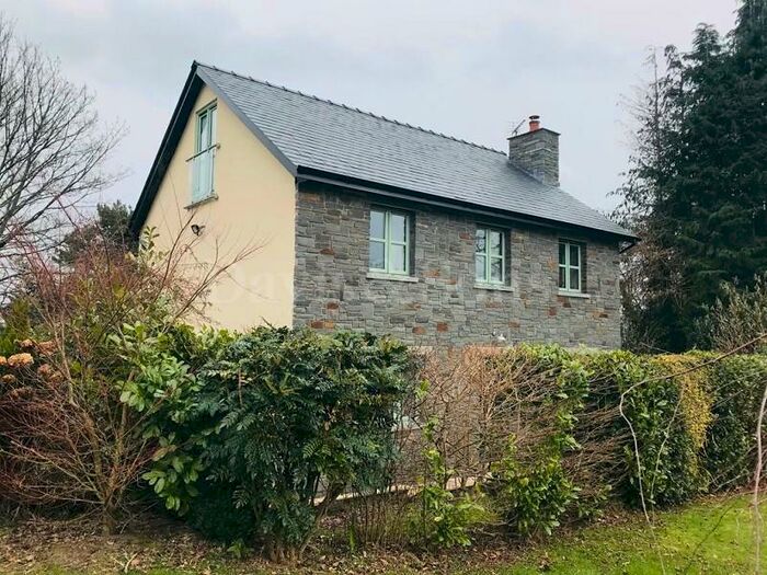 5 Bedroom Detached House To Rent In Coedypaen, Pontypool, Monmouthshire., NP4