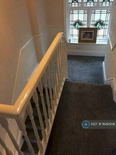 5 Bedroom Detached House To Rent In Dales Lane, Manchester, M45