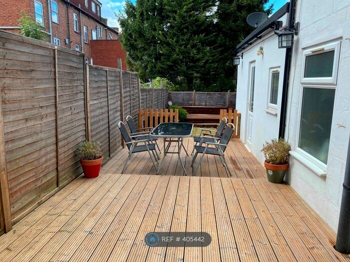 1 Bedroom Flat To Rent In Ballards Lane, London, N3