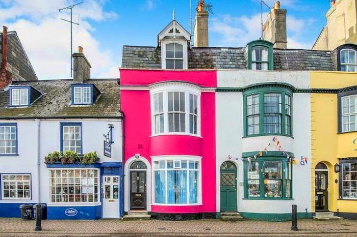 3 Bedroom House To Rent In Trinity Road, Weymouth, DT4