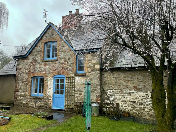 2 Bedroom Cottage To Rent In Hill, Berkeley, GL13