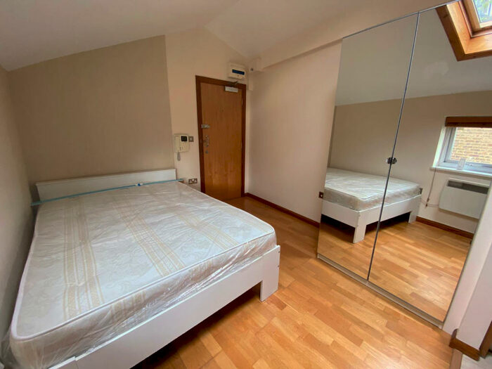 Studio To Rent In Foulden Road, Stoke Newington, N16