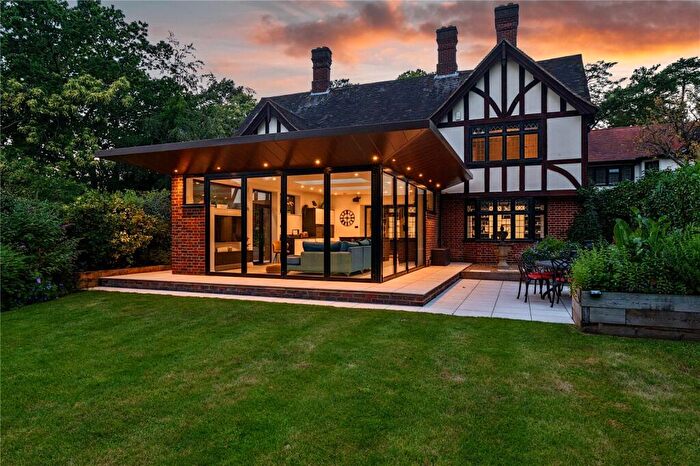5 Bedroom House For Sale In Tekels Avenue, Camberley, Surrey, GU15