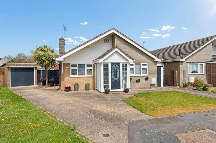 3 Bedroom Detached Bungalow For Sale In Lawrence Gardens, Herne Bay, CT6