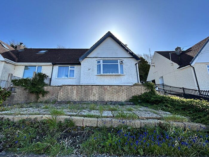 2 Bedroom Semi-Detached Bungalow For Sale In Tan Yr Allt Avenue, Mochdre, LL28