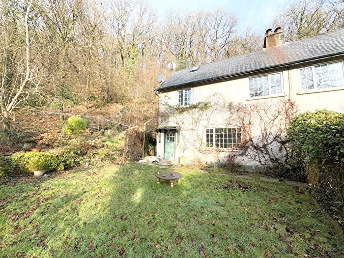 3 Bedroom Semi-Detached House To Rent In Dulverton, Somerset, TA22