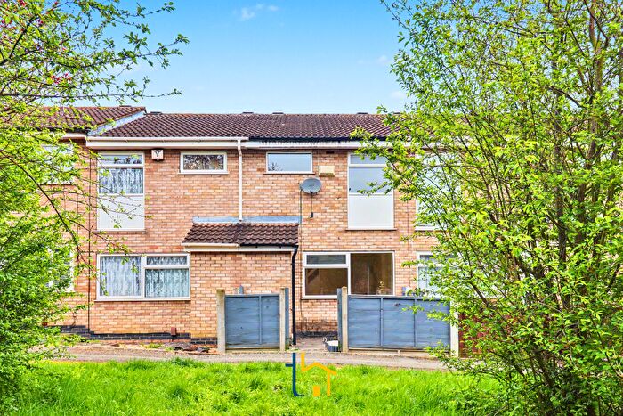2 Bedroom Town House To Rent In Keepers Walk, Leicester, LE4