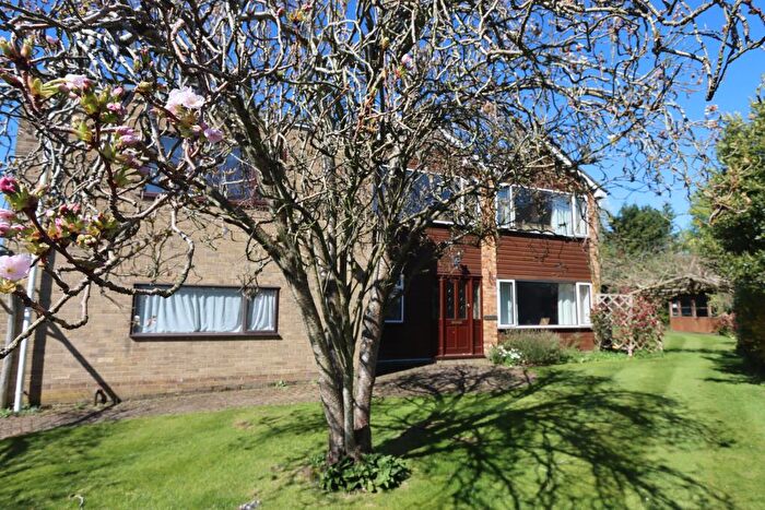 4 Bedroom House For Sale In Trottiscliffe Village, ME19