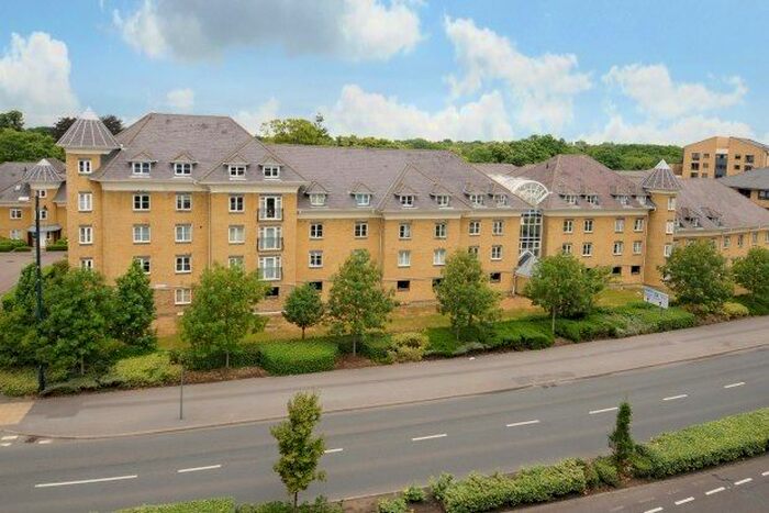 1 Bedroom Flat To Rent In Century Court, Woking, GU21