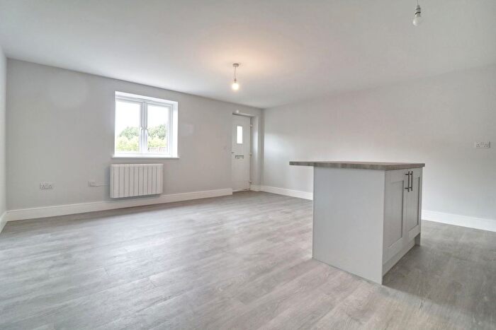 1 Bedroom Flat To Rent In Chelmsford Road, White Roding, Dunmow, CM6