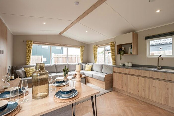 2 Bedroom Mobile Home For Sale In Manor Park Caravan Site, Manor Road, Hunstanton, Norfolk, PE36