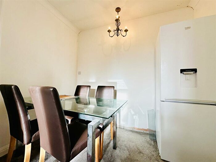 4 Bedroom House To Rent In St Nicholas Place, Milford Street, Derby, DE1