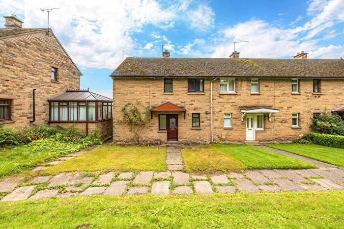 3 Bedroom End Of Terrace House For Sale In Hillside Way, Wortley, Sheffield, S35