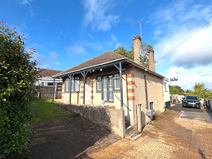 4 Bedroom Detached Bungalow For Sale In Ham Lane, Paulton, Bristol, BS39